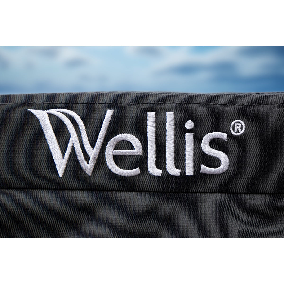 Couverture de spa Wellis BlackTex - présentation