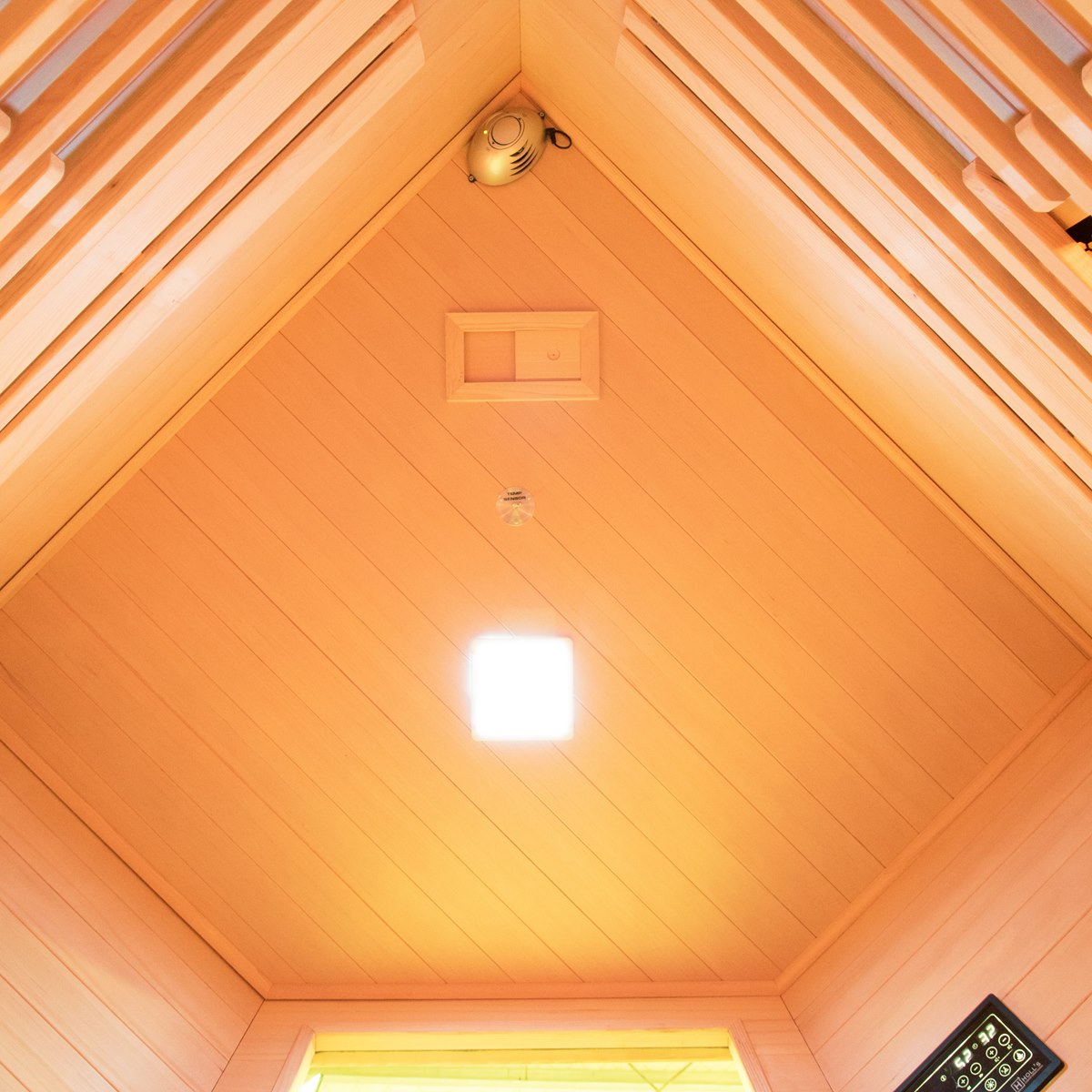 Sauna infrarouge d'angle compact – Holl's PureWave EVO 3 places angulaire